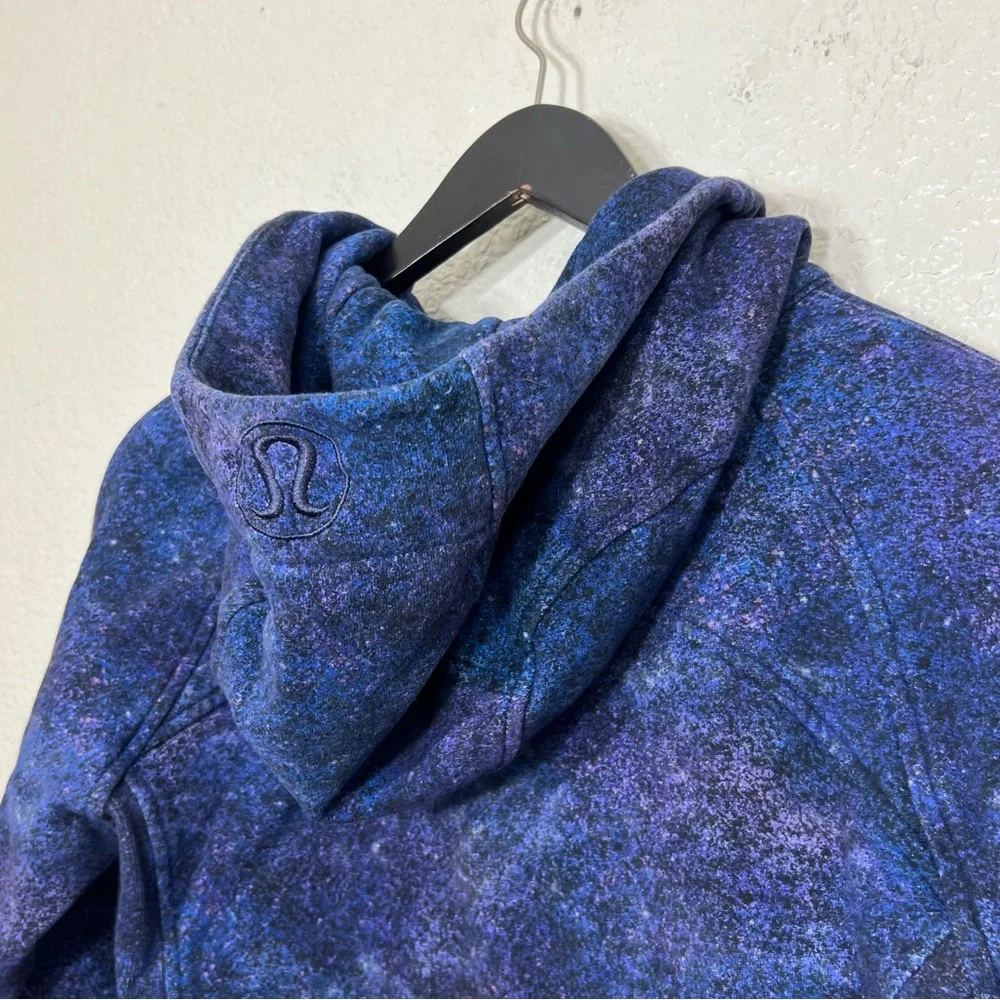 Lululemon Scuba Hoodie Polar Lights Blue Multi Size 8
